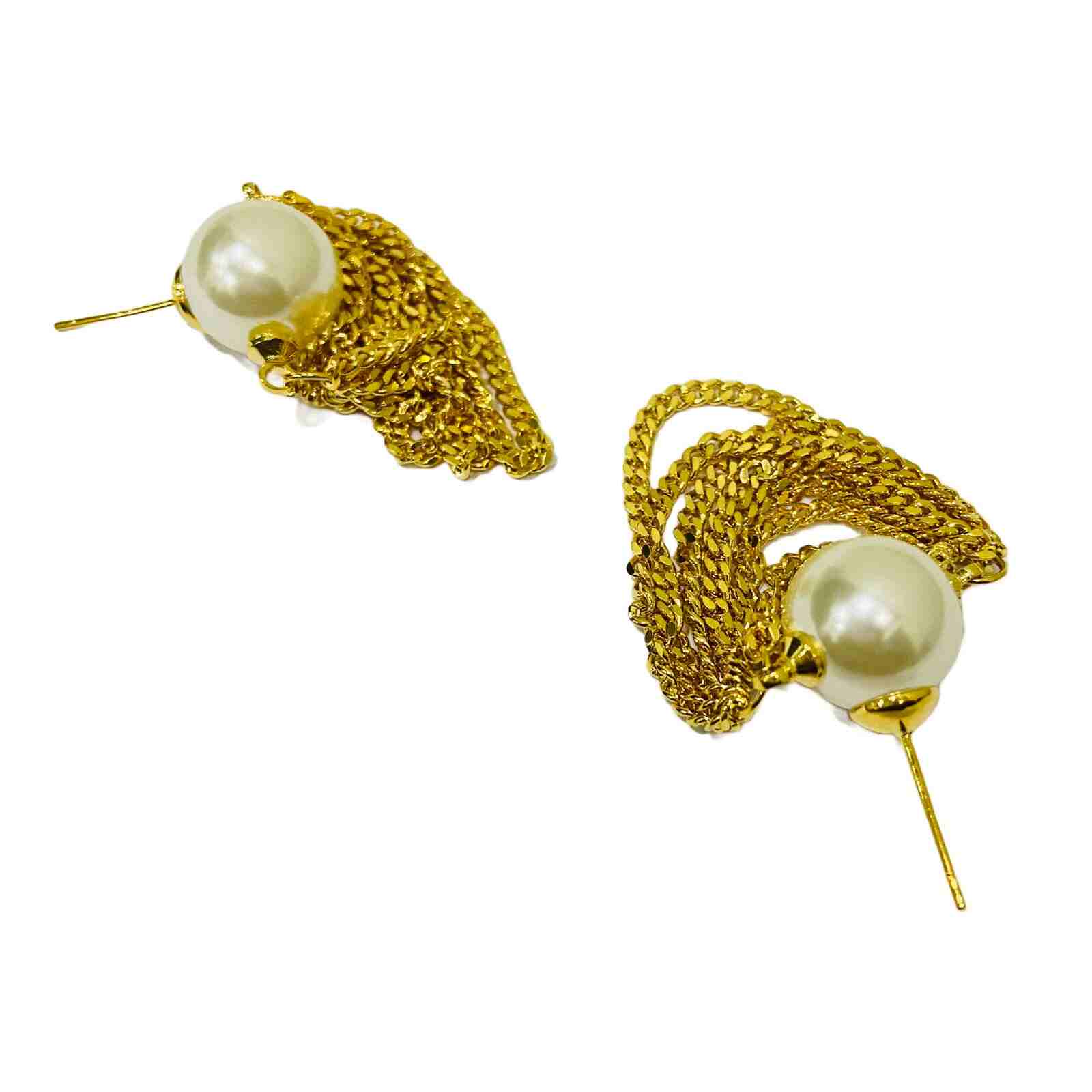 Where were earrings invented? Jewellery Hat