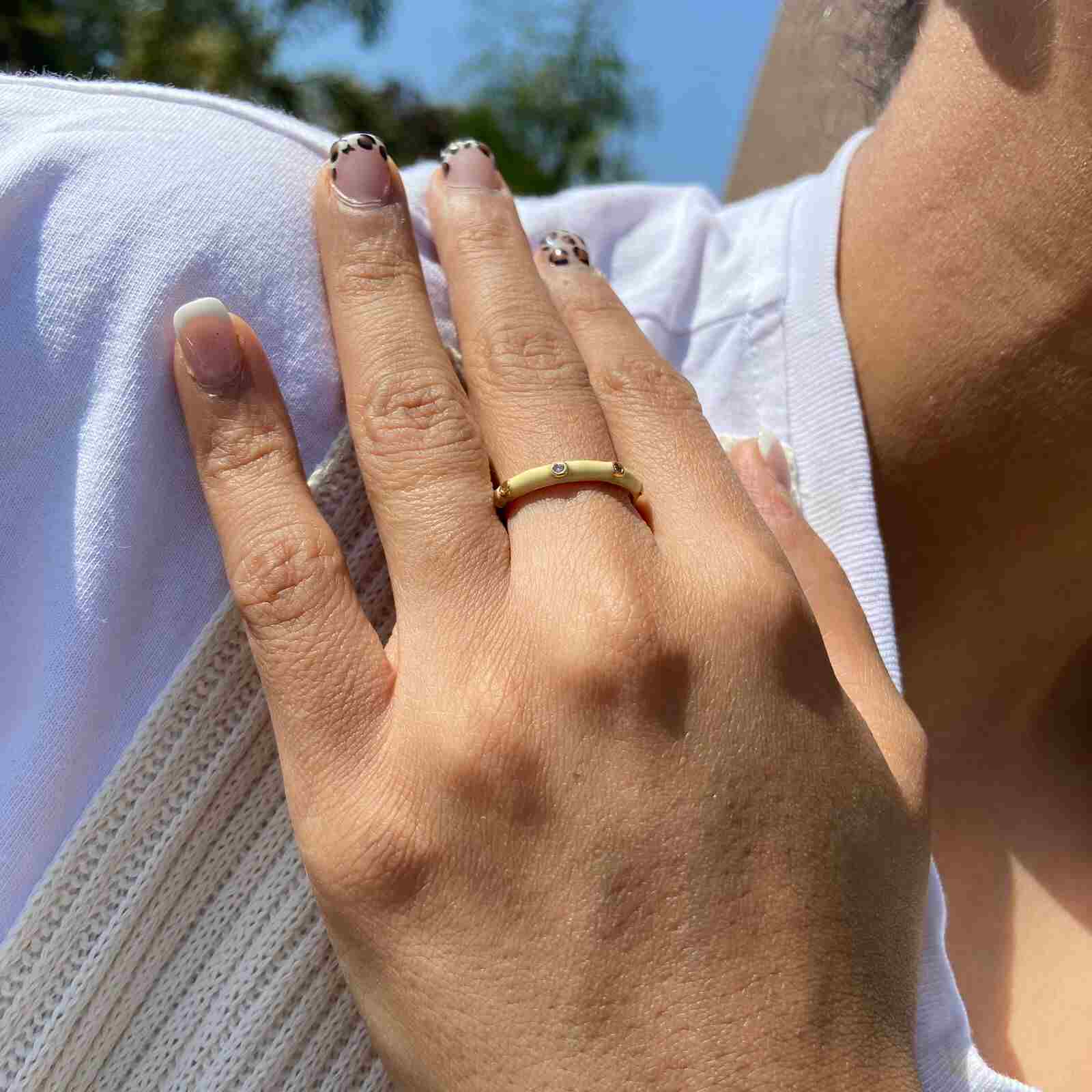 Artificial Gold Rings