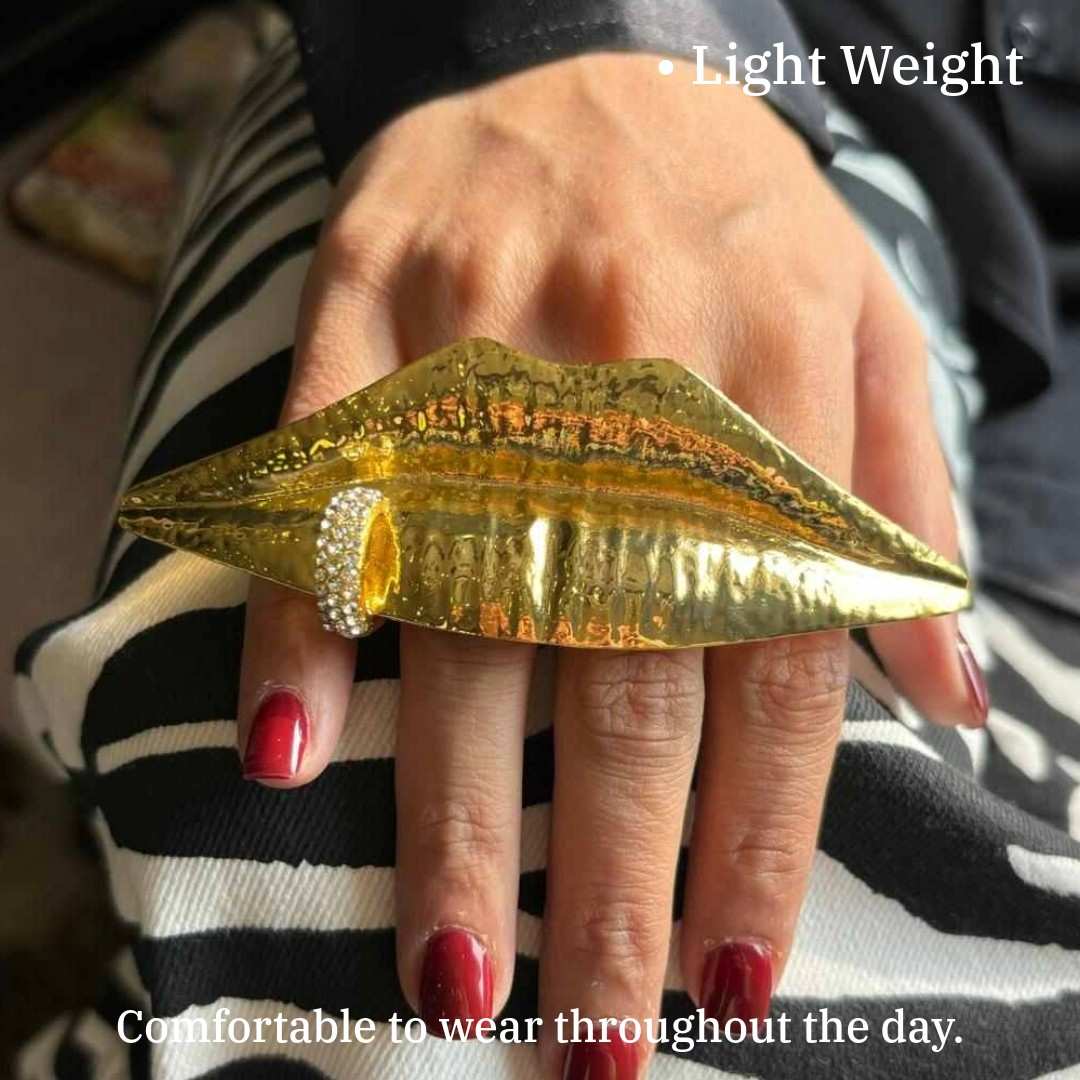 Big Lips Ring | Gold Plated | Anti-Tarnish | Water Resistant | Gift Box Packing