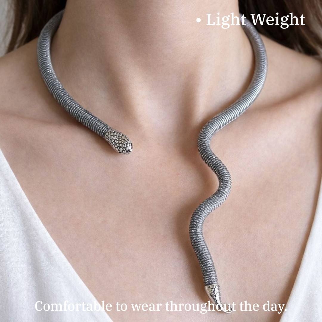 Jewellery Hat Elegant Snake Statement Necklace for Women, Serpentine Design, Fashion Jewelry Accessory, Anti Tarnish, Water Resistant, Lightweight, Gift Packaged
