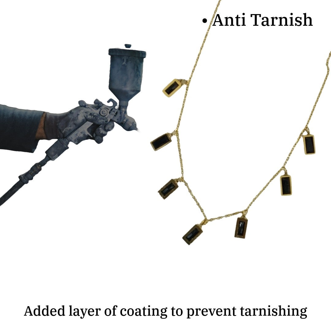 Gold Chain Necklace with Black Rectangle Pendants, 23 cm, Elegant Dangle Charm Jewelry, Anti Tarnish, Water Resistant, Lightweight, Gift Packaged