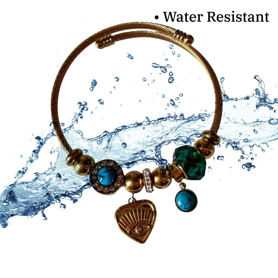 Stylish Gold Plated Cable Wire Bracelet for Women, Adjustable Bracelets, Green Crystal, Heart Charm, Anti Tarnish, Water Resistant, Lightweight, Gift Packaged