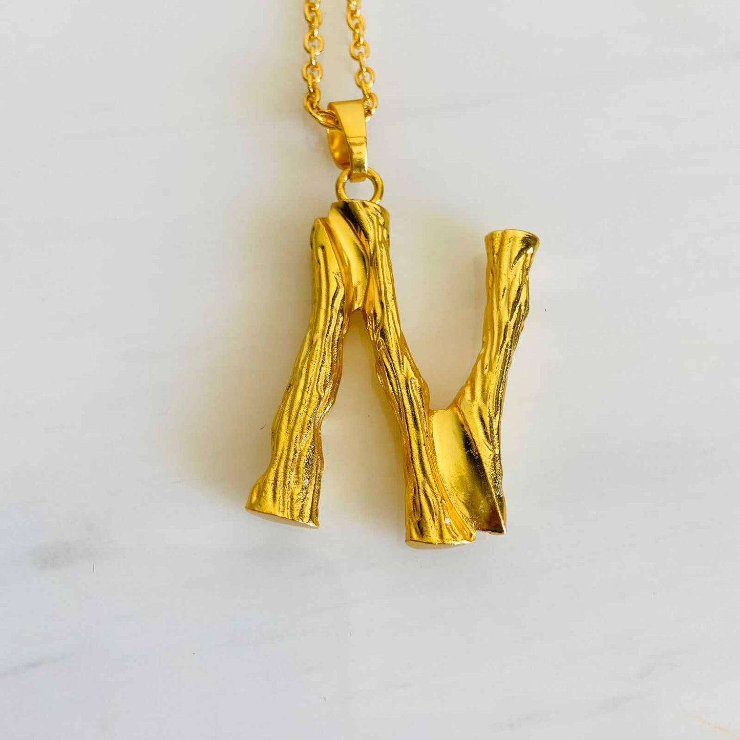 ALPHABET N BRACELET IN BRASS WITH GOLD FINISH - GOLD