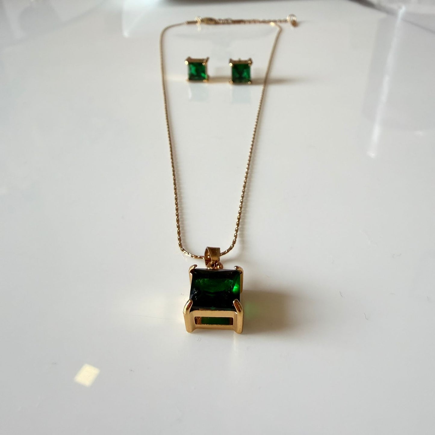 Green Stone Pendant Necklace and Earrings Set for Women, Gold Plated Jewelry Set, Anti Tarnish, Water Resistant, Lightweight, Gift Packaged