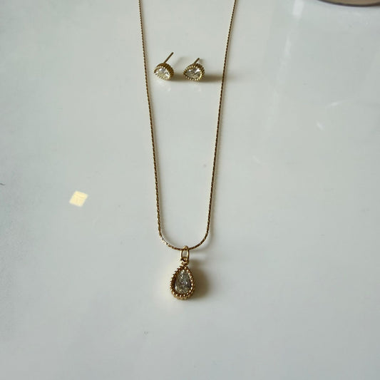 Gold Teardrop Pendant Necklace and Earrings Set for Women, Crystal Stone Jewelry, Anti Tarnish, Water Resistant, Lightweight, Gift Packaged