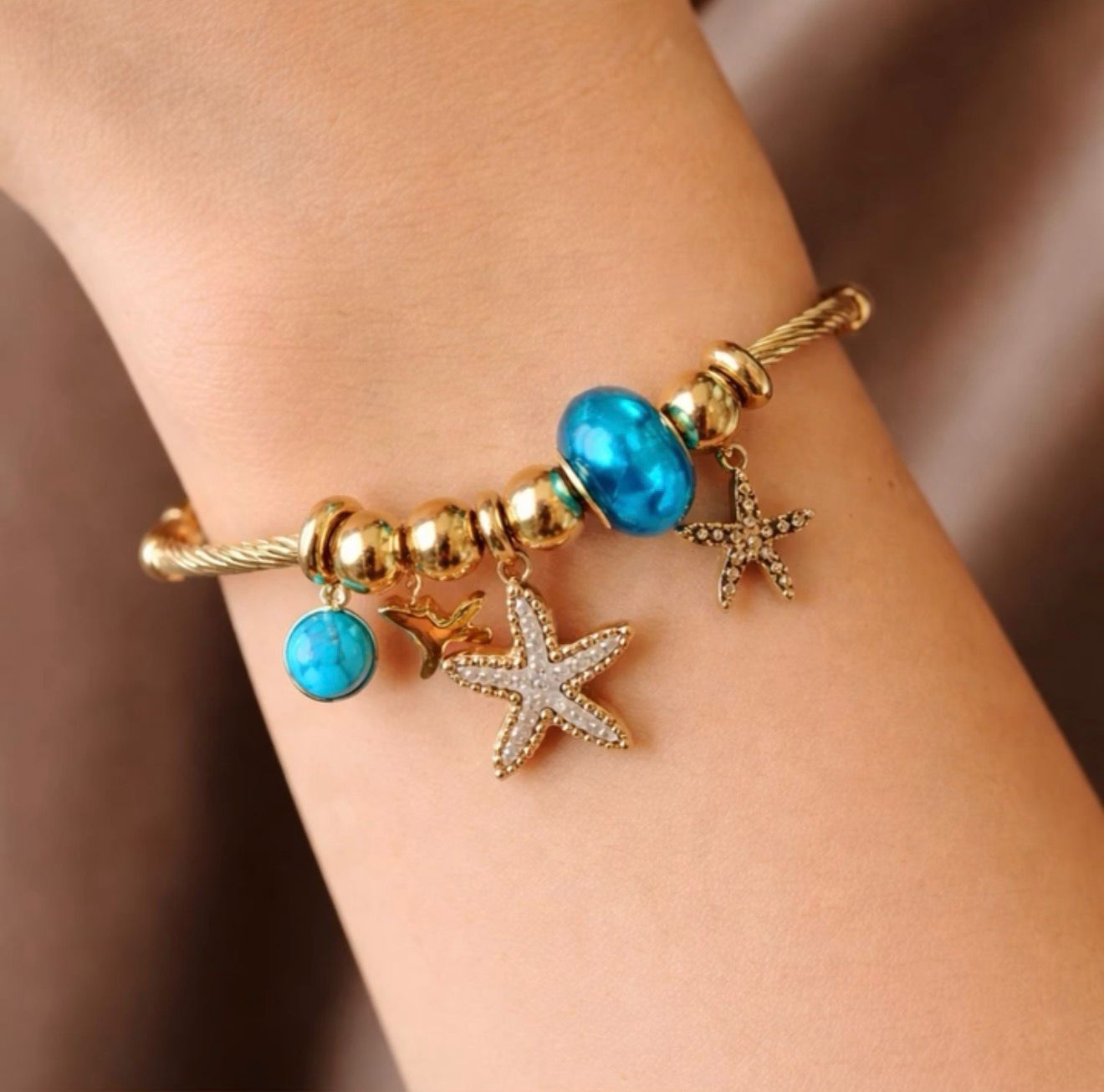 Gold Plated Cable Bracelet for Women with Starfish Charms, Adjustable Bangle Style, Anti Tarnish, Water Resistant, Lightweight