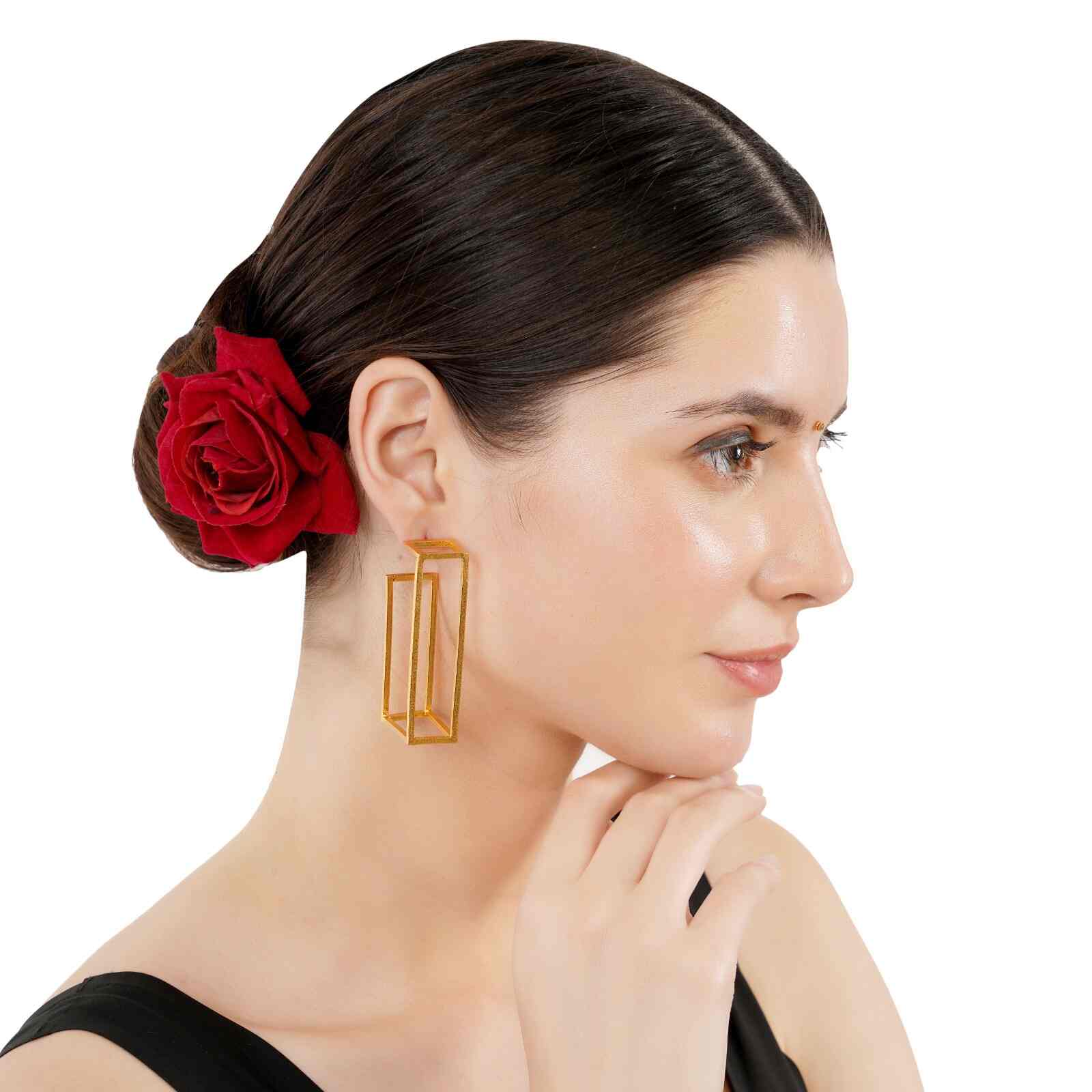 Gold Esrrings - GODIVA - By Jewellery Hat® - Fashion Jewellery February 2023 - Gold Esrrings